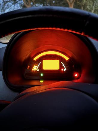 Citroën C3 1.4 Ambiance 5-drs Stuurber Elec pakket Trekhaak B.J 2003 Apk april 2027 doffe lak picture 10