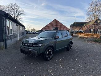 Coche accidentado Dacia Duster AUTOMAAT 1.6 HYBRIDE NAVI CLIMA CAMERA PDC LED B.J 12-2024 2024/12