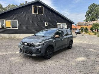 Unfallwagen Dacia Jogger 1.8 HYBRIDE AUTOMAAT 7 PERS EXTREEM NAVI CLIMA CAMERA CRUISE LED B.J 04-2026 2026/4