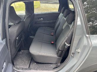 Dacia Jogger 1.8 HYBRIDE AUTOMAAT 7 PERS EXTREEM NAVI CLIMA CAMERA CRUISE LED B.J 04-2026 picture 9