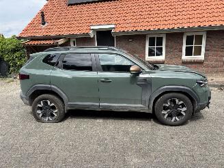 Dacia Duster AUTOMAAT 1.6 HYBRIDE NAVI CLIMA CAMERA PDC LED B.J 12-2024 picture 8