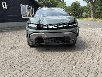 Dacia Duster AUTOMAAT 1.6 HYBRIDE NAVI CLIMA CAMERA PDC LED B.J 12-2024 picture 14