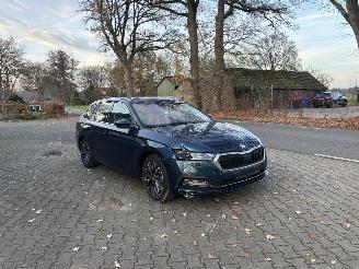 Skoda Octavia eTSI AUTOMAAT HYBRIDE NAVI CLIMA VIRT DASH CAMERA TREKHAAK LED B.J 12-2024 picture 3