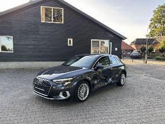damaged passenger cars Audi A3 30 TFSI HYBRIDE AUTOMAAT SPORT CLIMA LED B.J 03-2023 2023/3