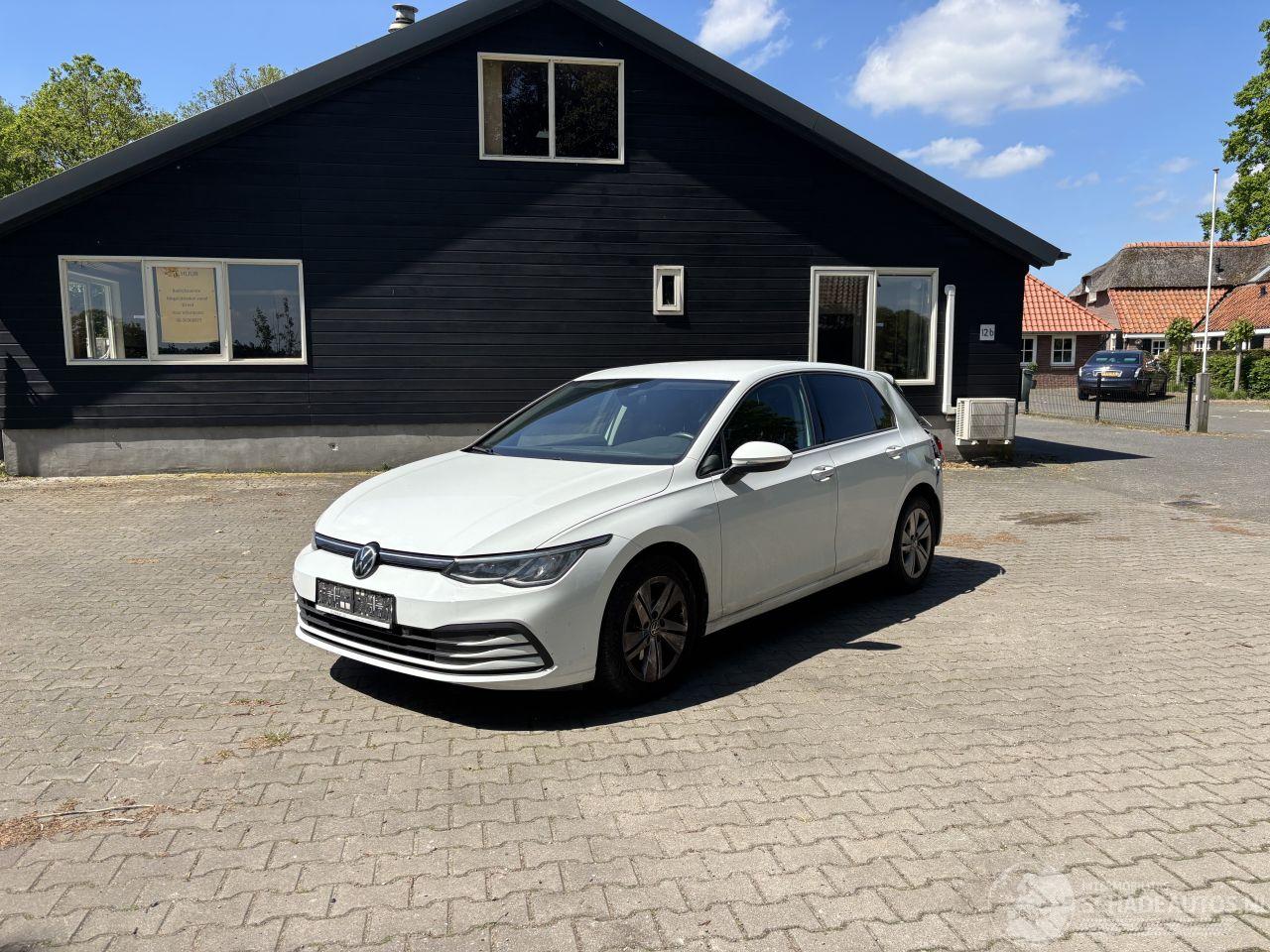 Volkswagen Golf TSI EDITION CLIMA VIRTUEEL DASH PDC B.J 2021