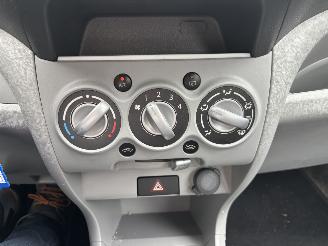 Suzuki Alto 1.0 COMFORT PLUS AIRCO 5-DRS B.J 2010 PARKEERSCHADE picture 11