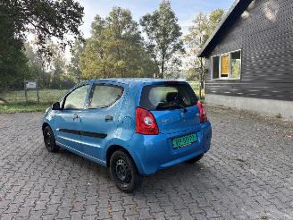 Suzuki Alto 1.0 COMFORT PLUS AIRCO 5-DRS B.J 2010 PARKEERSCHADE picture 3