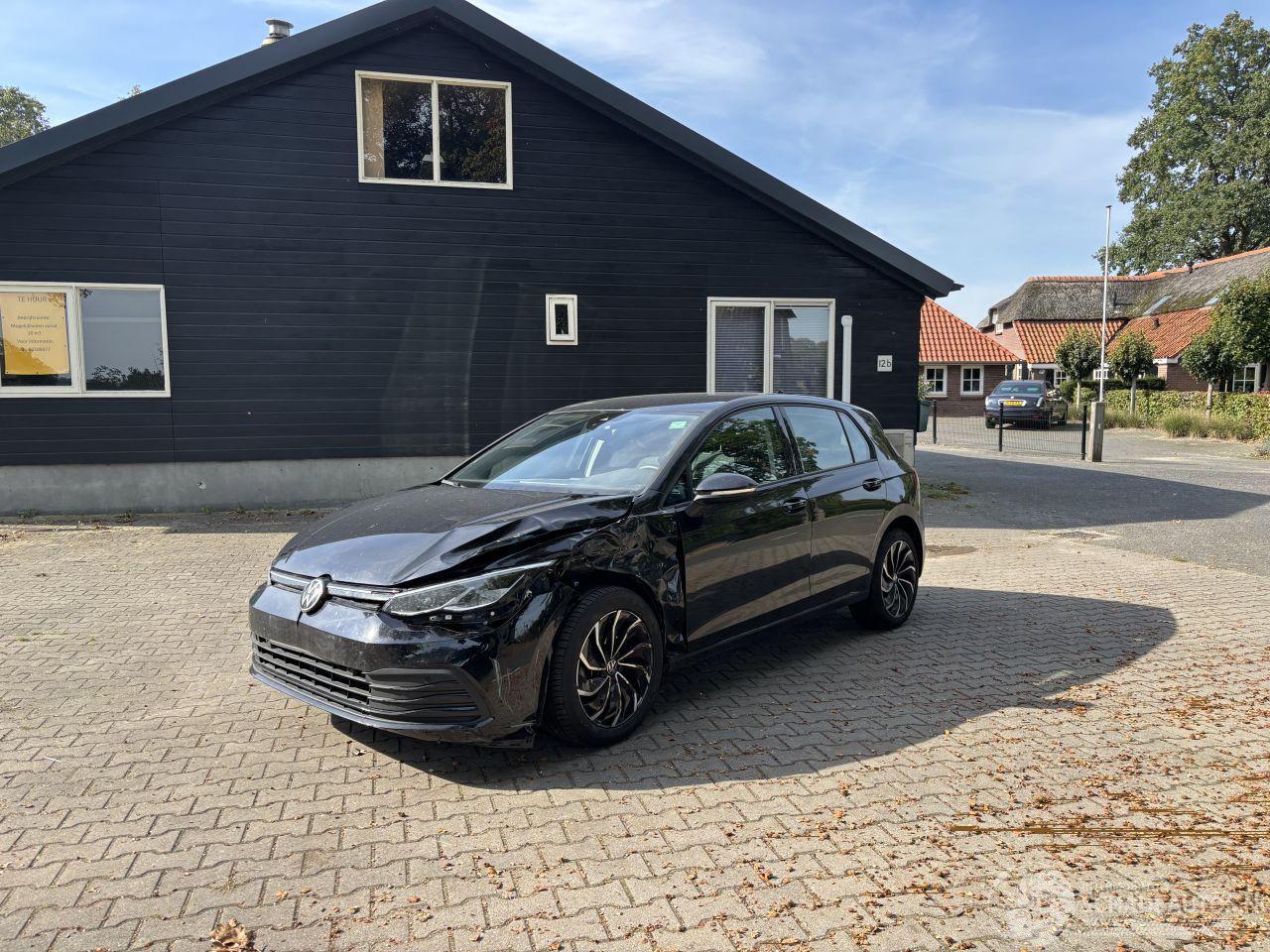 Volkswagen Golf 8 TSI 110 PK NAVI CLIMA PDC CRUISE B.J 09-2022