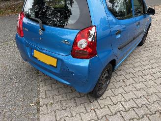 Suzuki Alto 1.0 COMFORT PLUS AIRCO 5-DRS B.J 2010 PARKEERSCHADE picture 17