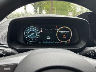 Hyundai I-20 AUTOMAAT 100 PK PREMIUM SPORT BOSE NAVI CLIMA CAMERA LED B.J 12-2024 picture 17