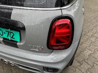 Mini Cooper S 2.0 John Works Automaat Navi Clima Sport. B.J 05-2019 picture 17
