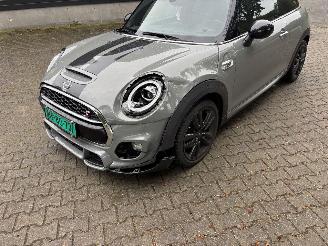 Mini Cooper S 2.0 John Works Automaat Navi Clima Sport. B.J 05-2019 picture 21