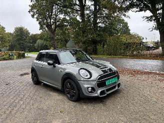 Mini Cooper S 2.0 John Works Automaat Navi Clima Sport. B.J 05-2019 picture 3