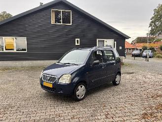 uszkodzony samochody osobowe Suzuki Wagon r 3 GL MPV STUURBEKRACHTIGING ELEC PAKKET AFN TREKH B.J 2002 2002/1