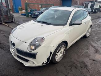 uszkodzony samochody osobowe Alfa Romeo MiTo  2016/1