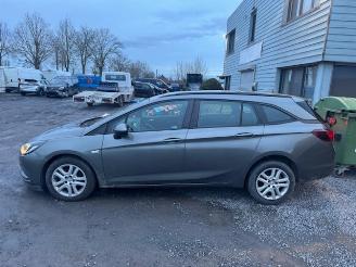 Opel Astra  picture 10