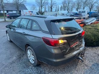 Opel Astra  picture 9