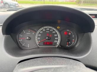 Suzuki Swift  picture 23