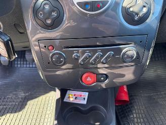 Renault Clio III GRANDTOUR EXCEPTION picture 20