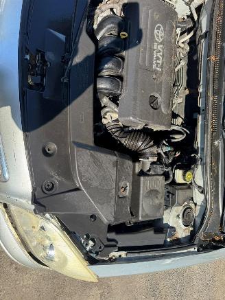 Toyota Avensis  picture 26