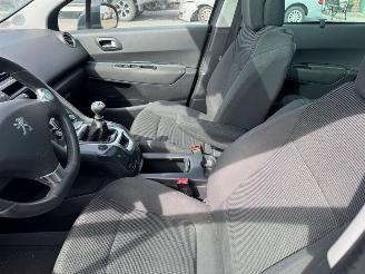 Peugeot 5008 I  STYLE picture 19