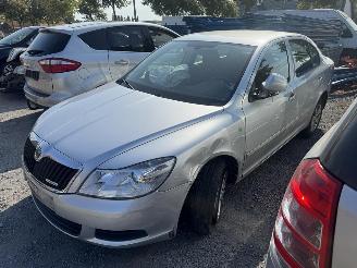 Coche accidentado Skoda Octavia II  AMBIENTE 2011/12