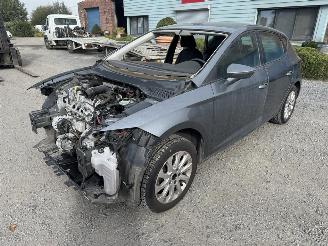 Schadeauto Seat Leon STYLE 2014/11
