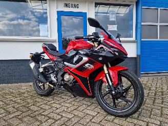 Schade motor QJMotor  SRK 125R 2026/8