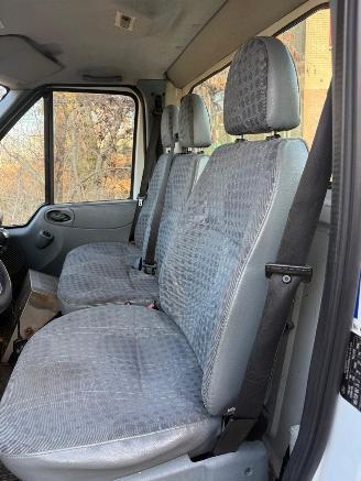 Ford Transit TREKKER CC 350M 2.2 TDCI Ambiente DC picture 12