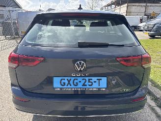Volkswagen Golf 1.5 eTSI R-Line Business picture 4