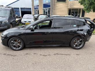 Ford Focus Focus 4 Wagon, Combi, 2018 / 2025 1.0 Ti-VCT EcoBoost 12V 125 picture 2