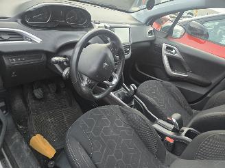Peugeot 2008  picture 5
