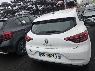 Renault Clio  picture 9