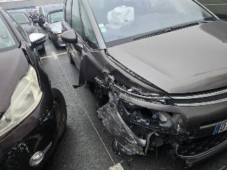 uszkodzony samochody osobowe Citroën C4-picasso  2015/7