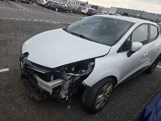 Renault Clio dci 90 picture 2