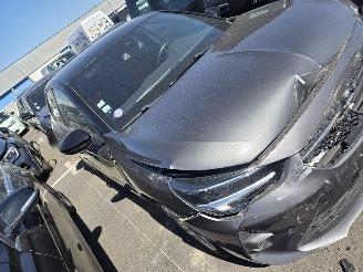 Opel Corsa 1.2t 100 picture 3