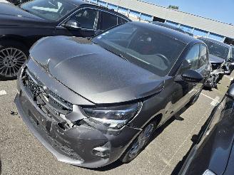 Schadeauto Opel Corsa 1.2t 100 2020/7