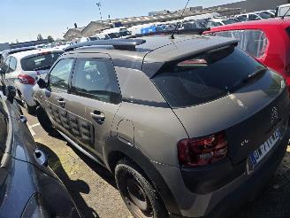 Voiture accidenté Citroën C4 cactus  2015/10