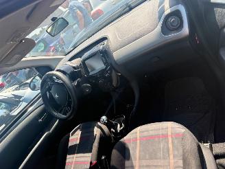 Peugeot 108  picture 4