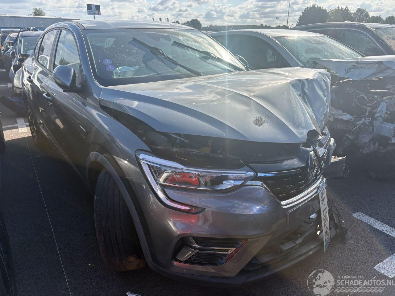 Renault Arkana ETECH145