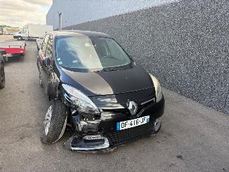 Voiture accidenté Renault Scenic  2014/2