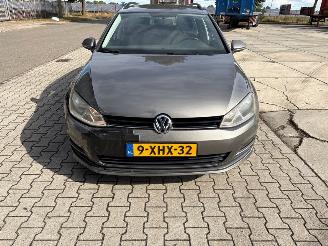 Damaged car Volkswagen Golf 1.2 TSI BlueMotion 16V Combi/o  Benzine 1.197cc 77kW (105pk) FWD 2013-04/2020-08  CJZA 2014/1
