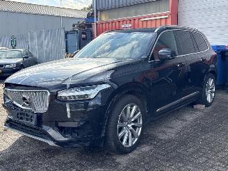 uszkodzony samochody osobowe Volvo Xc-90 2.0 T8 16V Twin Engine AWD SUV  Elektrisch Benzine 1.969cc 235kW  2014-09  B4204T35; B1APHEV 2016/11