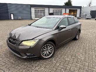Seat Leon 1.2 TSI Ecomotive 16V Combi/o 4Dr Benzine 1.197cc 77kW (105pk) FWD 2013-08/2014-04  CJZA picture 2