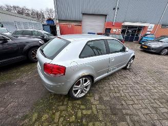 Audi A3 1.6 Hatchback 2Dr Benzine 1.595cc 75kW (102pk) FWD 2005-06/2012-09 (8P1) BSE picture 6