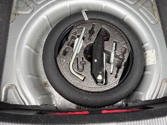 Audi A3 1.6 Hatchback 2Dr Benzine 1.595cc 75kW (102pk) FWD 2005-06/2012-09 (8P1) BSE picture 13