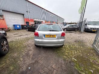 Audi A3 1.6 Hatchback 2Dr Benzine 1.595cc 75kW (102pk) FWD 2005-06/2012-09 (8P1) BSE picture 5