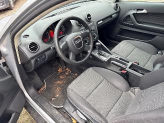 Audi A3 1.6 Hatchback 2Dr Benzine 1.595cc 75kW (102pk) FWD 2005-06/2012-09 (8P1) BSE picture 14