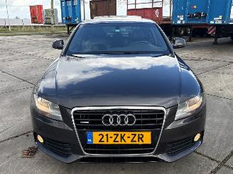 Audi A4 3.2 FSI V6 24V Quattro Sedan 4Dr Benzine 3,197cc 195kW (265pk) 4x4 2007-11/2012-03 (8K2) CALA picture 3