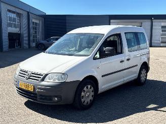 uszkodzony samochody osobowe Volkswagen Caddy 1.9 TDI MPV  Diesel 1.896cc 55kW (75pk) FWD 2005-09/2010-08 (2KB) BSU 2009/3